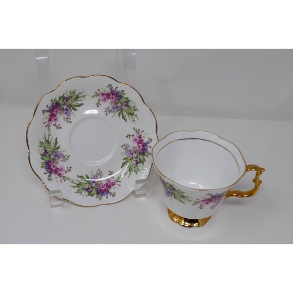 Royal Castle Fine Bone China Tea Cup & Saucer #701 - Picture 2 of 13